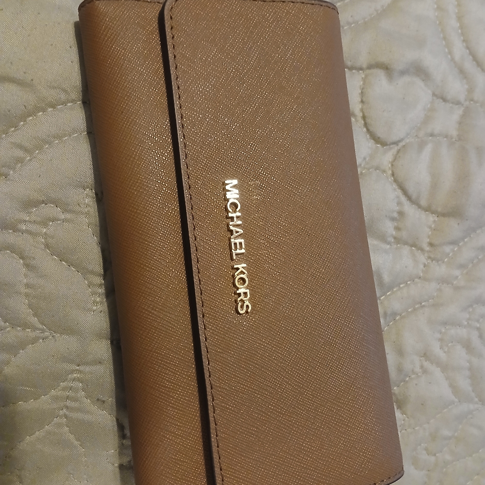 Michael Kors Black and Brown Satchel Set - Picture 9 of 13